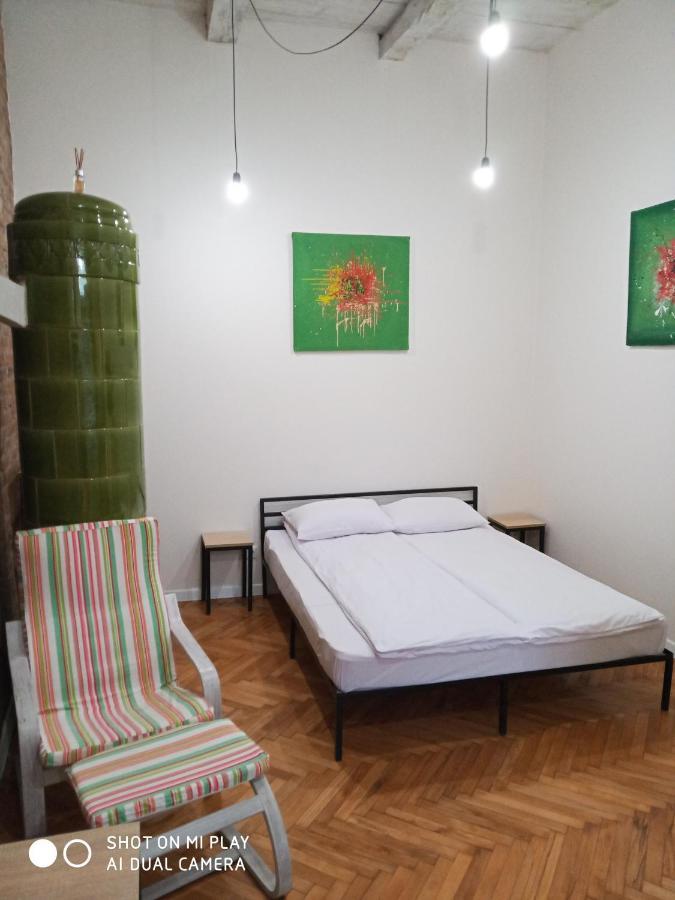 Gogol 14 Апартаменти В Історичному Центрі Міста Uzhhorod Luaran gambar